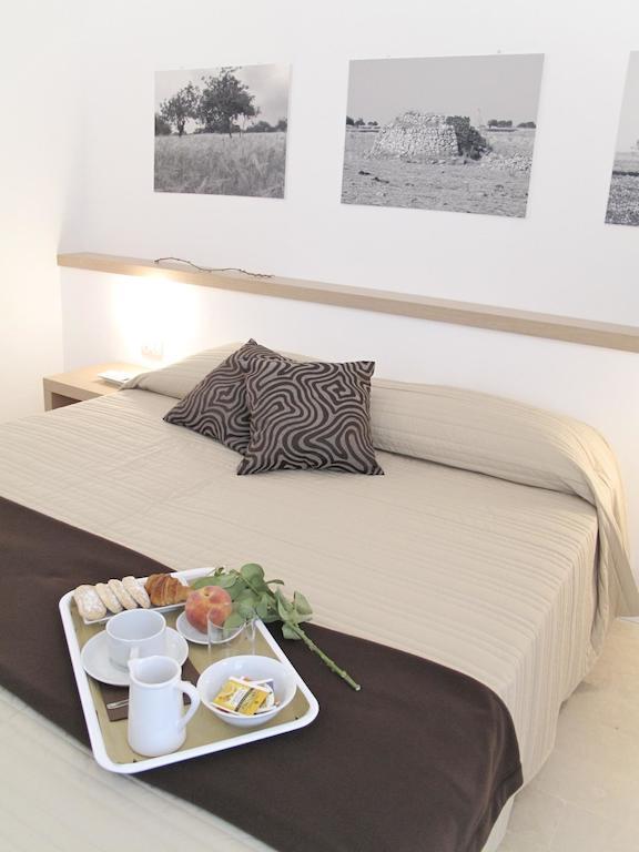 Bed and Breakfast Le Stanze Del Sole à Raguse Chambre photo